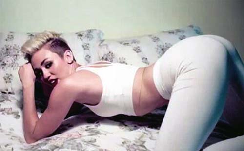 MileyCyrus-bending-over