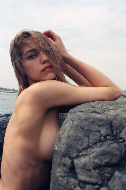 Samantha-Gradoville-Topless-02