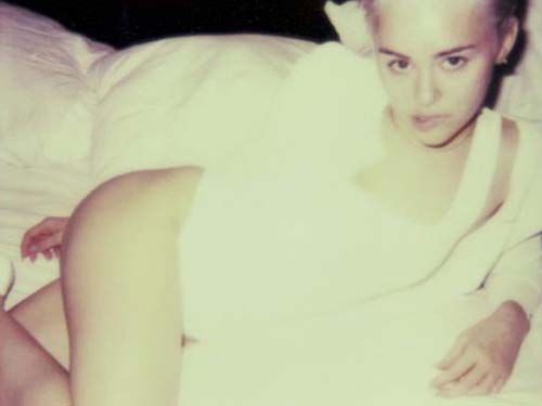 Miley Cyrus Naked